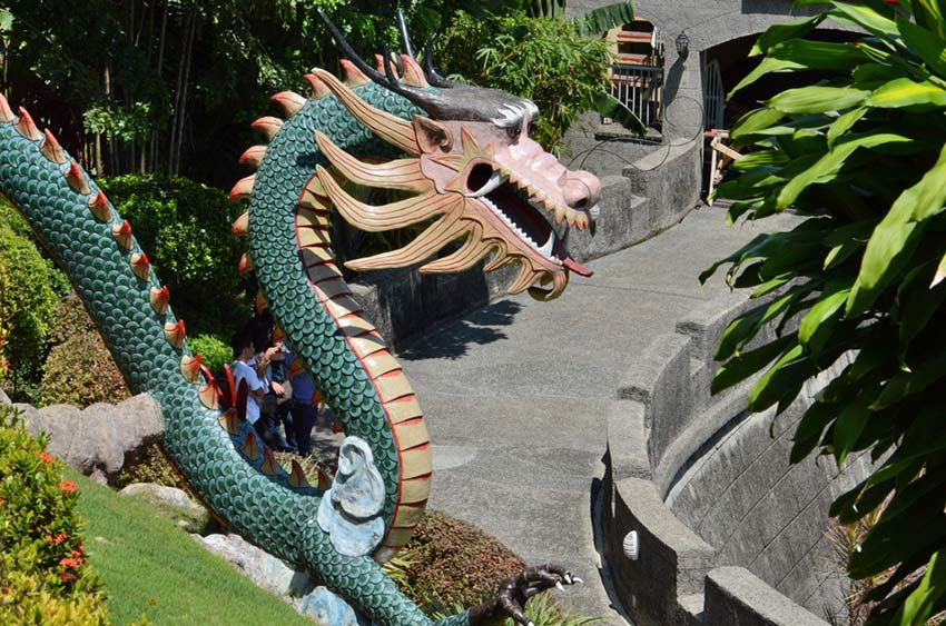 Cebu Taoist Temple Даосский храм в Себу