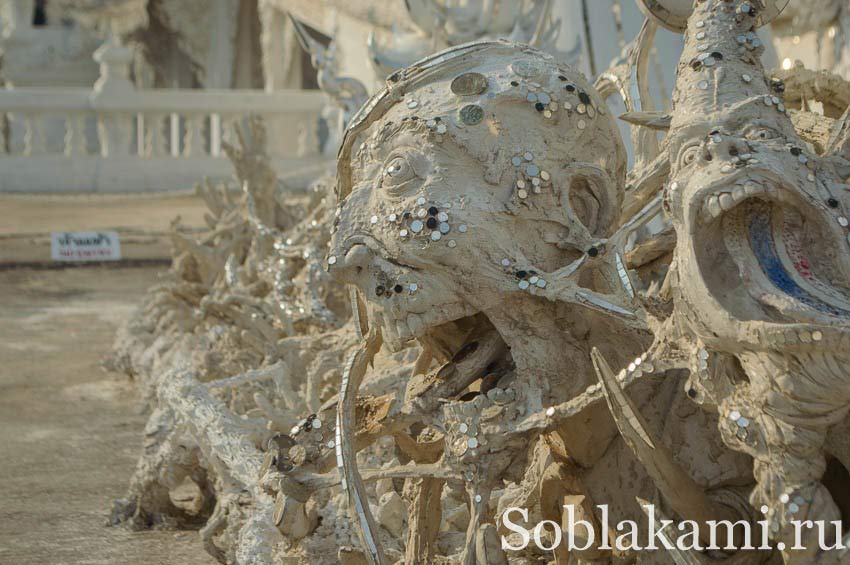 Белый храм Wat Rong Khun в Чианграе, фото, отзывы