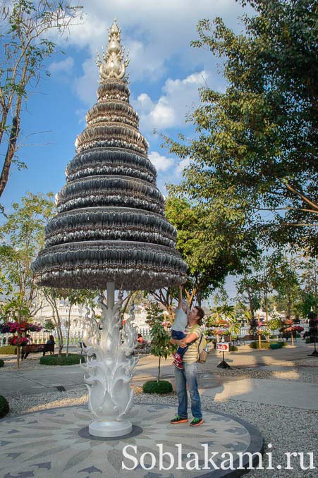 Белый храм Wat Rong Khun в Чианграе, фото, отзывы